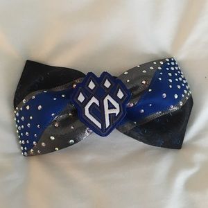 Cheer Athletics Tailess Bow